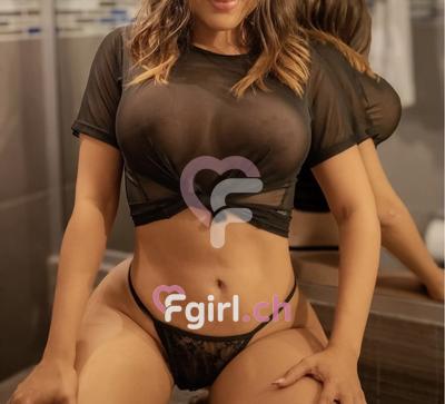 Bella - Escort à Carouge
