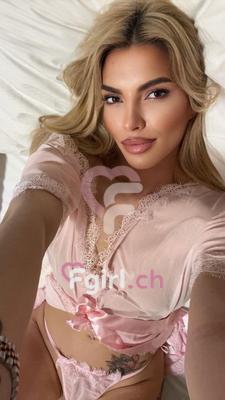 Bella - Escort in Geneva