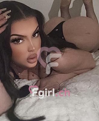 Bella - Escort en Genève
