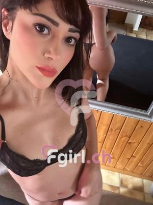 Bella - Masseuse érotique à Fribourg