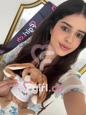 Bella - Escort in Lausanne