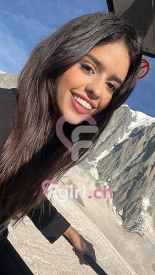 Bella - Escort in Lausanne