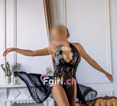 Carolle - Erotische Masseurin in Délémont
