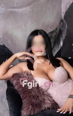 Bellina - Escort in Genf
