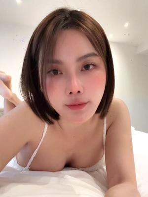 Binbin - Escort en Vevey
