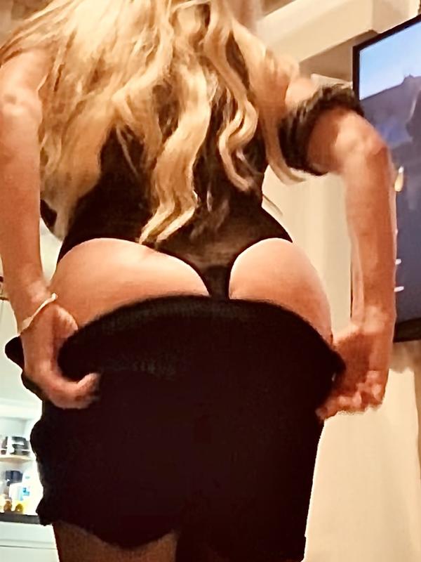 Blondy - Escort in Fribourg
