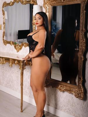 Brenda - Escort en Fribourg
