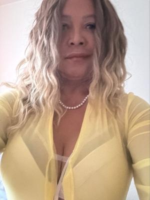 Bruna - Escort en Fribourg
