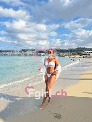 Bruna - Escort in Neuchâtel
