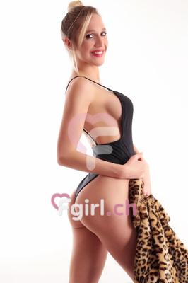 Camila - Escort in Le Locle
