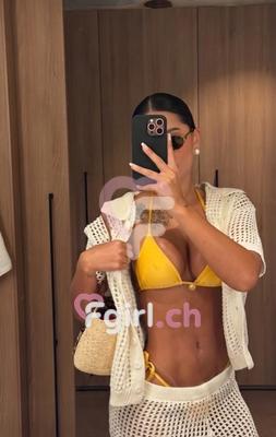 Camila - Escort à Genève
