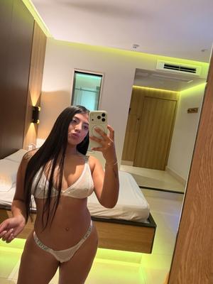 Camila - Escort en Plainpalais
