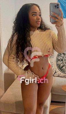 Camila - Escort in Lausanne