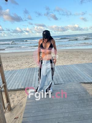 Camila - Escort in Lausanne
