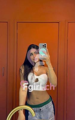 Camila - Escort in Montreux
