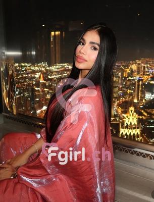 Camila - Escort in Montreux
