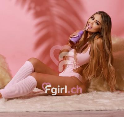 Camila - Escort à Lausanne
