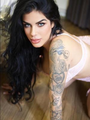 Camilla - Escort a Genève

