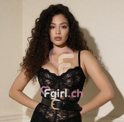 Camille - Escort à Biel/Bienne

