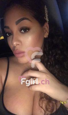 Camille - Escort in Sierre
