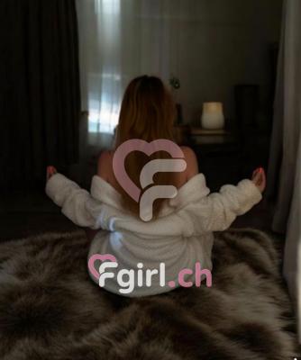 Candy - Erotische Masseurin in Lausanne
