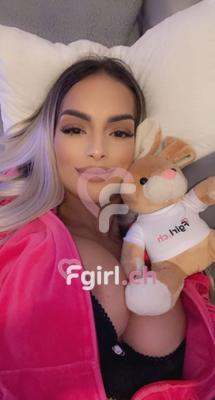 Carla - Escort à Genève