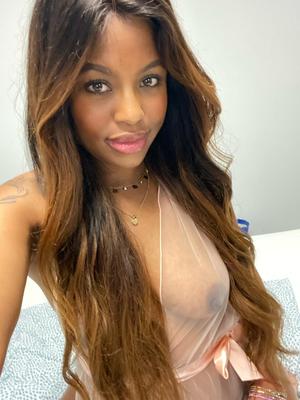 Carla - Escort à Monthey
