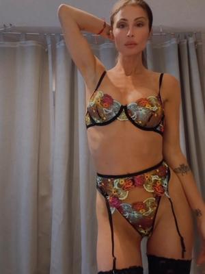 Carla - Escort a Lausanne
