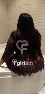 Carla - Escort in Genf
