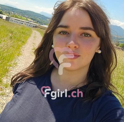 Carla - Escort à Genève