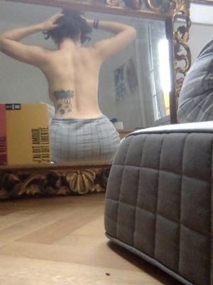 Carla - Escort a Lausanne
