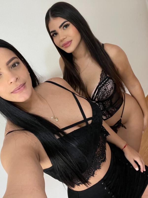 Carla & Camilla - Erotische Masseurin in Bulle
