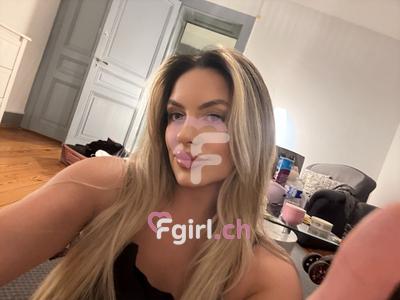 Carla Safra - Escort in Fribourg