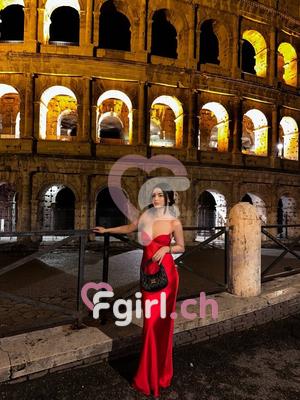 Caro - Erotische Masseurin in Eaux-vives
