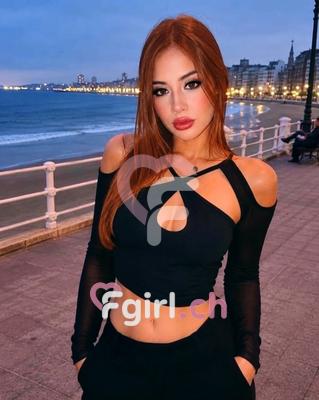 Carol - Escort in Neuenburg
