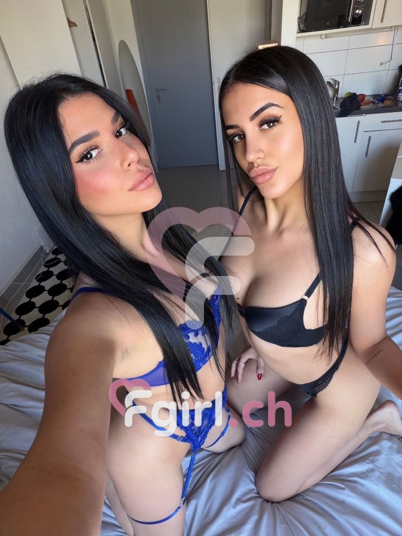 Carol & Elisa – Geneva photo 2