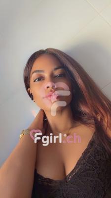 Carola - Escort in Plainpalais
