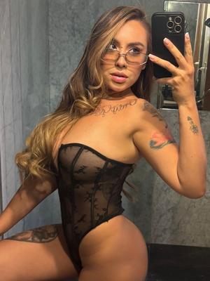 Carolina - Escort en Vevey
