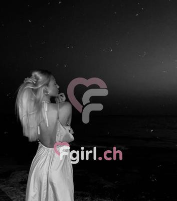 Caroline - Masseuse érotique à Genève
