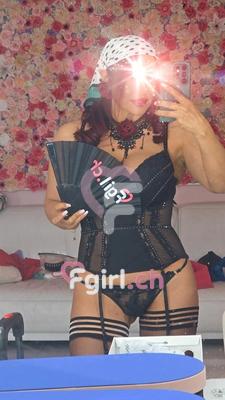 Caroline - Escort in Bulle
