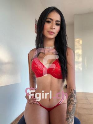 Cata - Escort in Plainpalais

