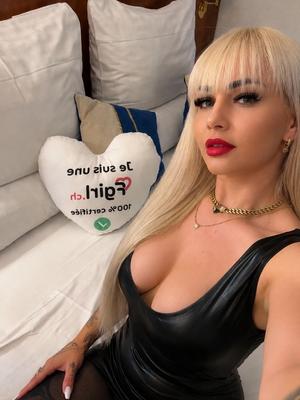 Cataleya - Dominatrix BDSM a Martigny
