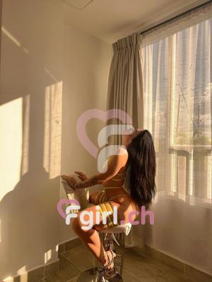 Catalina - Escort in Nyon
