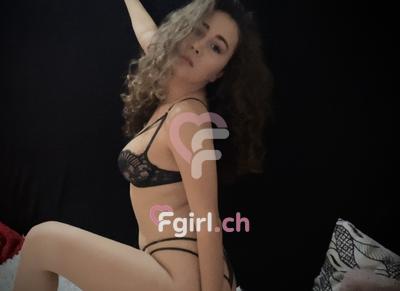 Catherine - Escort in Genf
