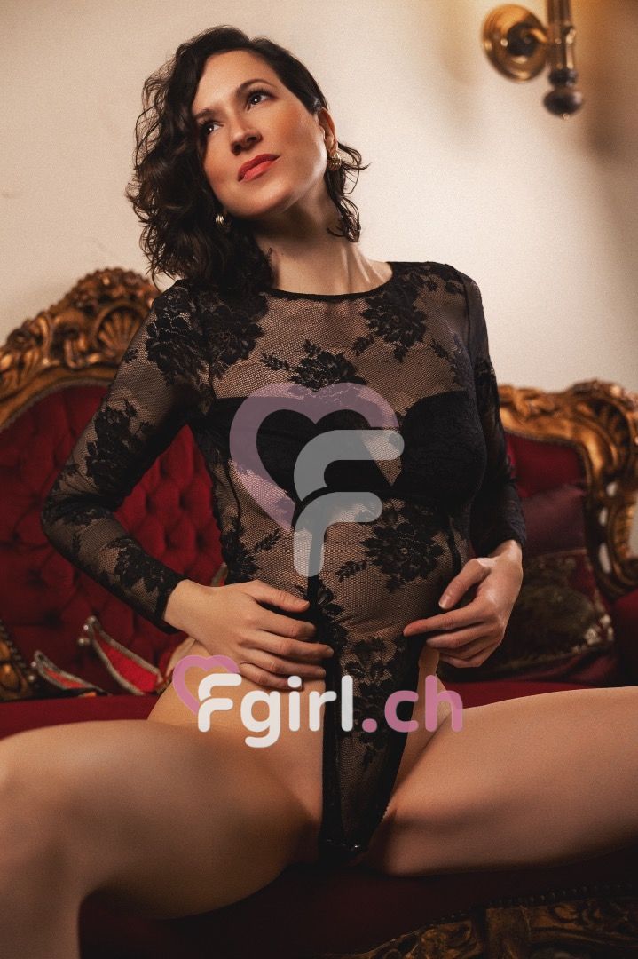 Cécilia B. – Geneva photo 3