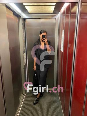 Celina - Escort à Genève
