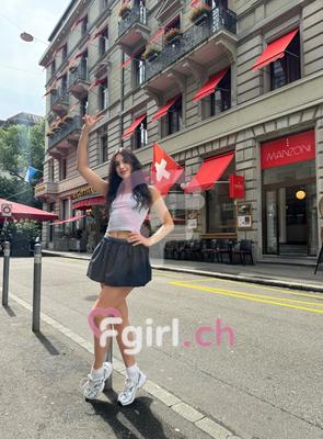 Celina - Escort à Genève
