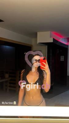 Celina - Escort à Genève