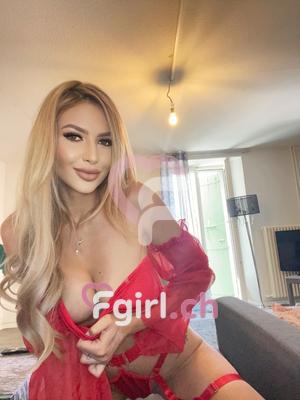 Celine - Masajista erótica en Lausanne

