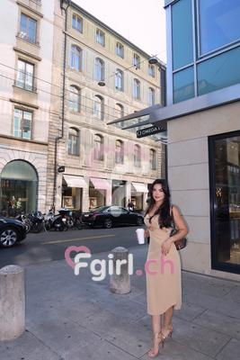 Celine - Escort in Genf
